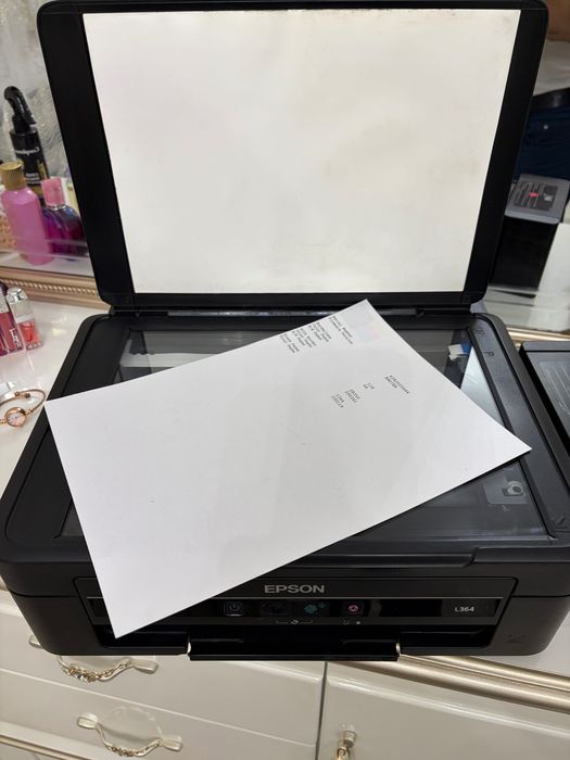 Epson L 364 Rangli 3/1 Printer Skan Kserx Yaxshi ishlidi