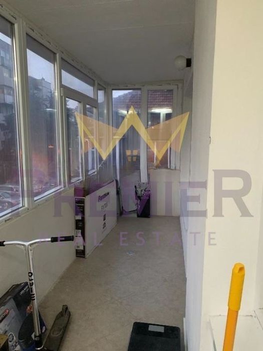 Продава се Четиристаен апартамент в Варна, Аспарухово - 103 кв.м за 1729 €/кв.м - Снимка #2