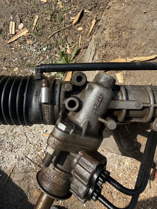 Продам рулевую рейку