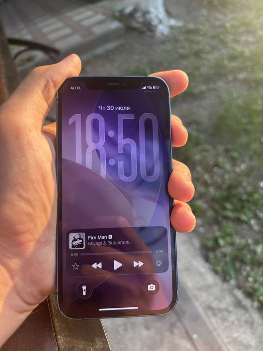 Iphone 12 64gb