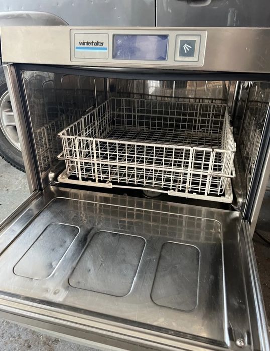 Masina de spalat vase si pahare Winterhalter