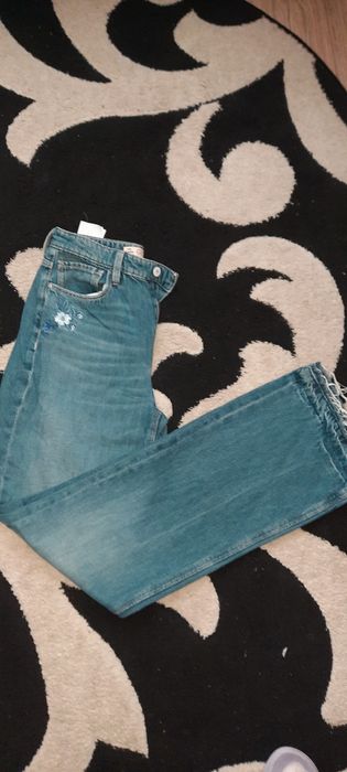 Дънки с широк крачол