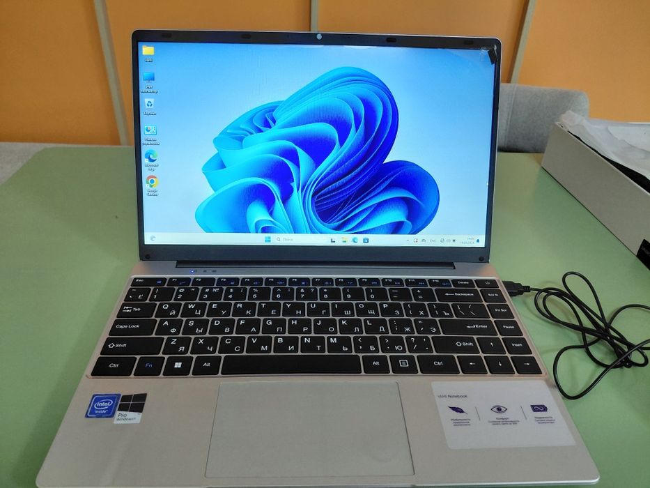 Продам ноутбук новый