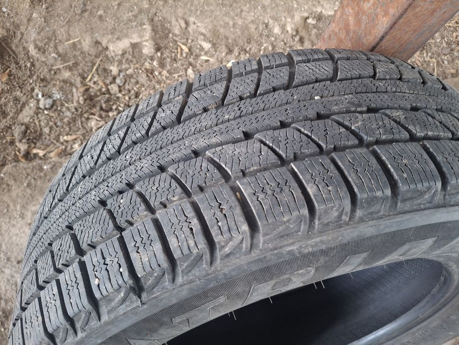 Шина triangle зимние