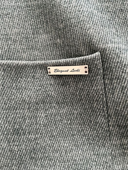 Пальто цвета хаки очень элегантное