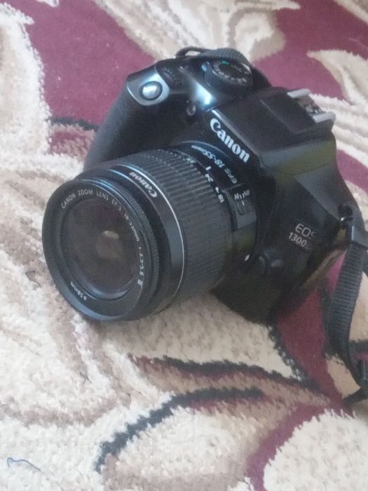 Foto aparat sotiladi