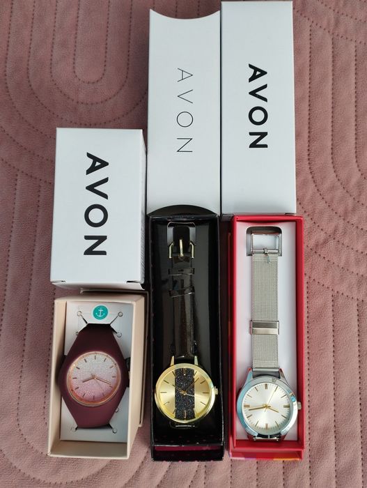 Часовници от Avon