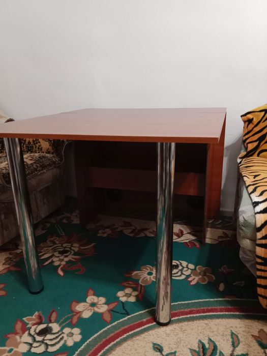 Продам стол раскладной