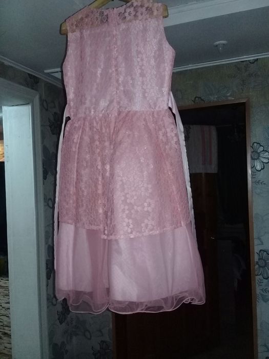 Продам платье в хорошем состоянии