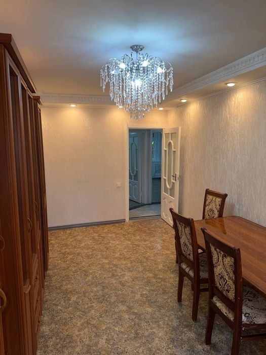 Мархабо 3-ком кв срочно продаётся квартира.
