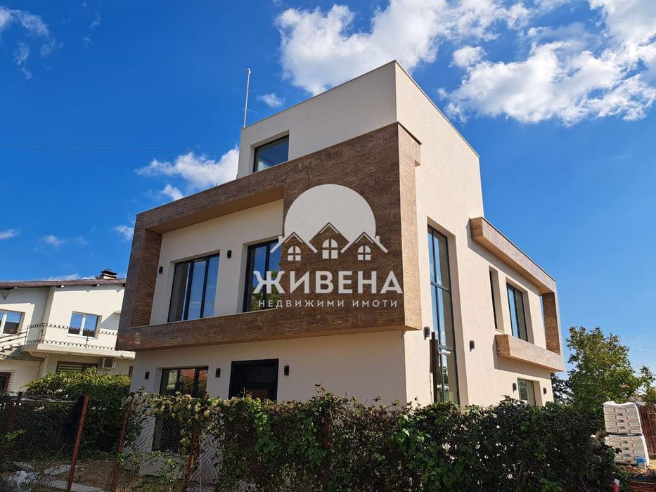 Продавам къща в м-т Евксиноград, Акт 14, площ 350 кв.м