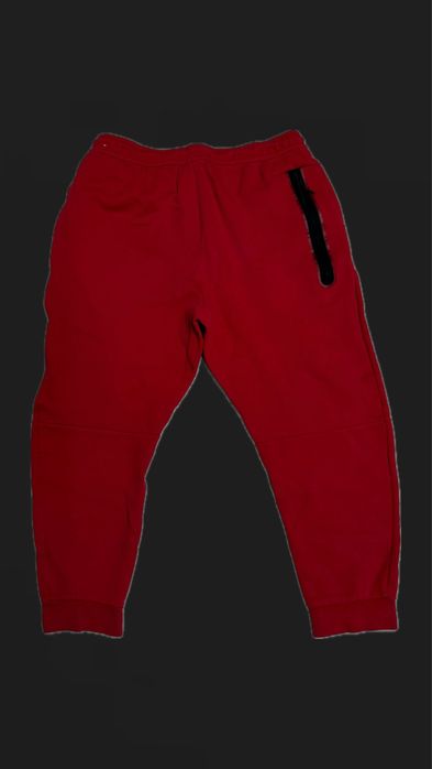 Compleu Nike Tech Fleece Roșu