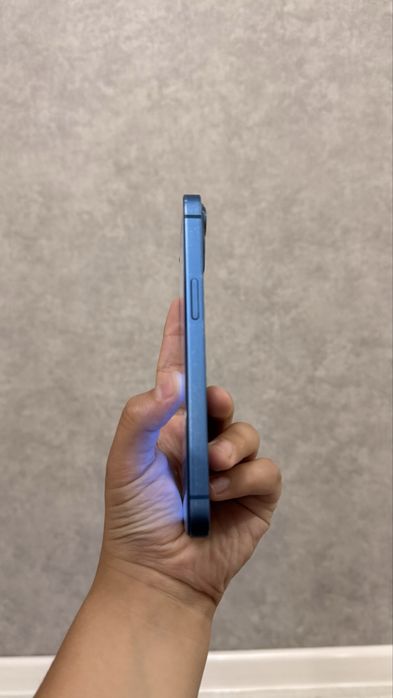 Продам IPhone 13 mini 128/6