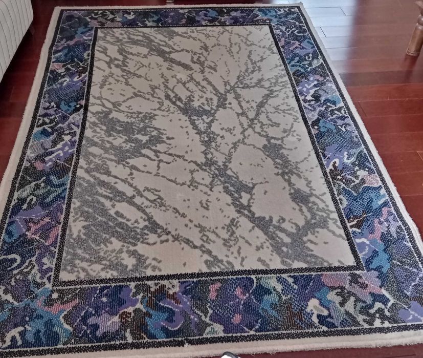 Белгийски килим, акрил