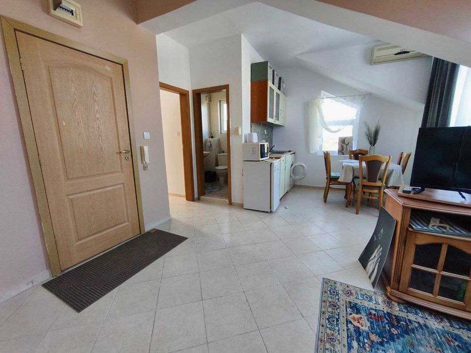 Продава се Двустаен апартамент в к.к. Слънчев бряг - 54 кв.м за 998 €/кв.м - Снимка #1