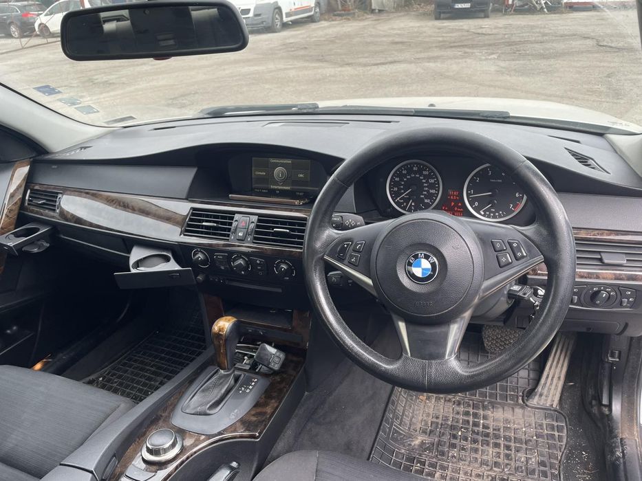 Bmw  E60 523i 177kc na chasti