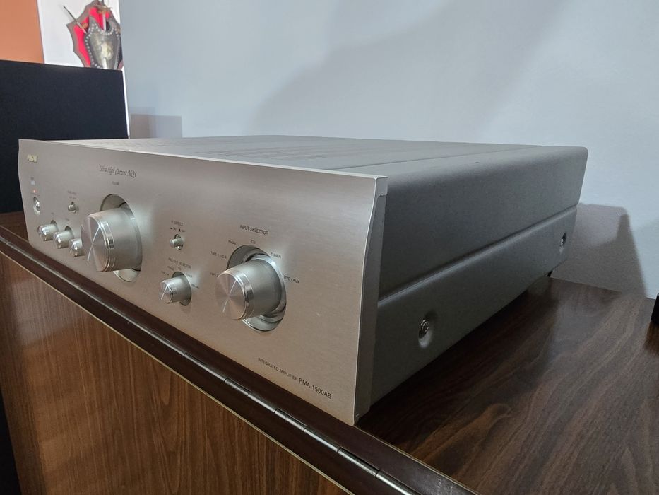 Denon PMA 1500 AE -  amplificator stereo  HI-FI MOS ,made in Japan,  2x140w/ 4 ohm, 14,6 kg.