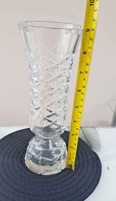 голяма кристална ваза