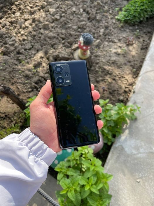Продаётся Redmi Note 12 Pro + /5G