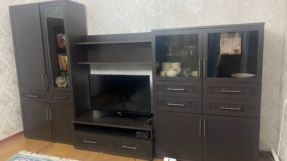 Продам стенку для гостиной