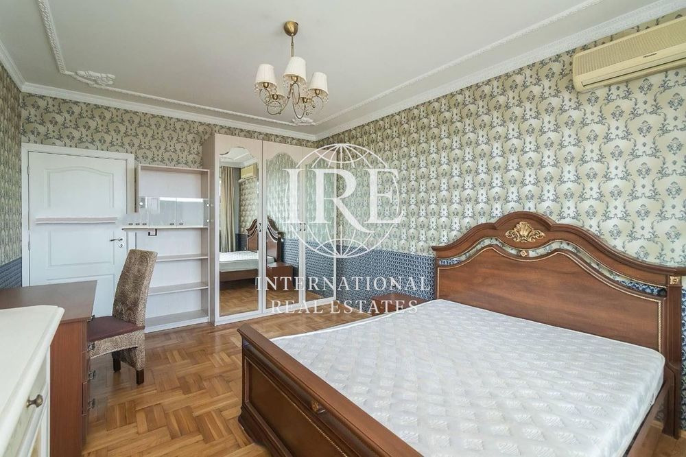 4-стаен  Варна-ВИНС площ 113 м2  цена 350000 евро център