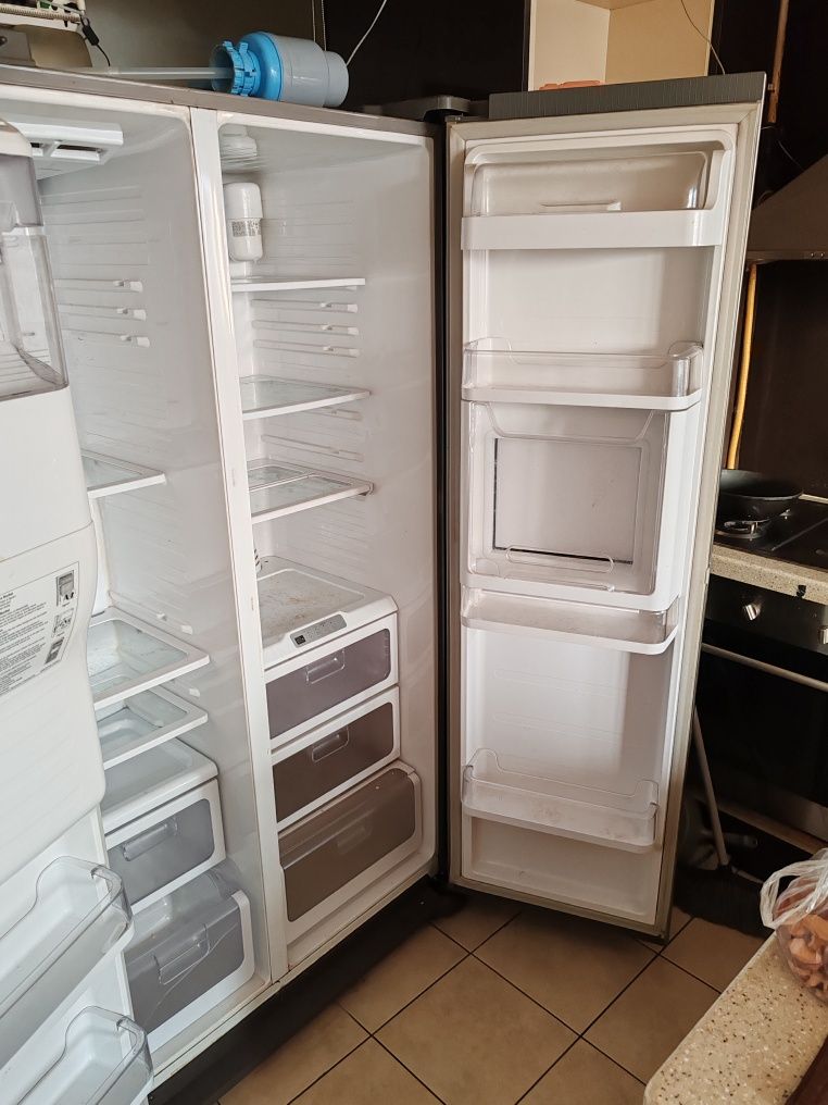 Огромный холодильник Самсунг: 79 900 тг. - Холодильники Алматы на Olx
