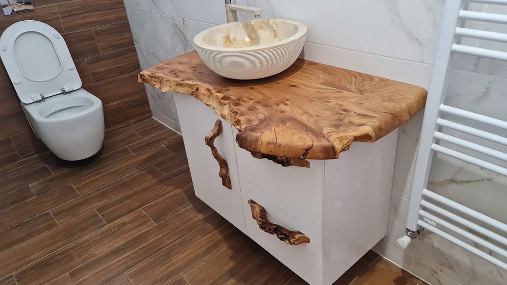 град Обзор Лукс Тристаен 140 кв