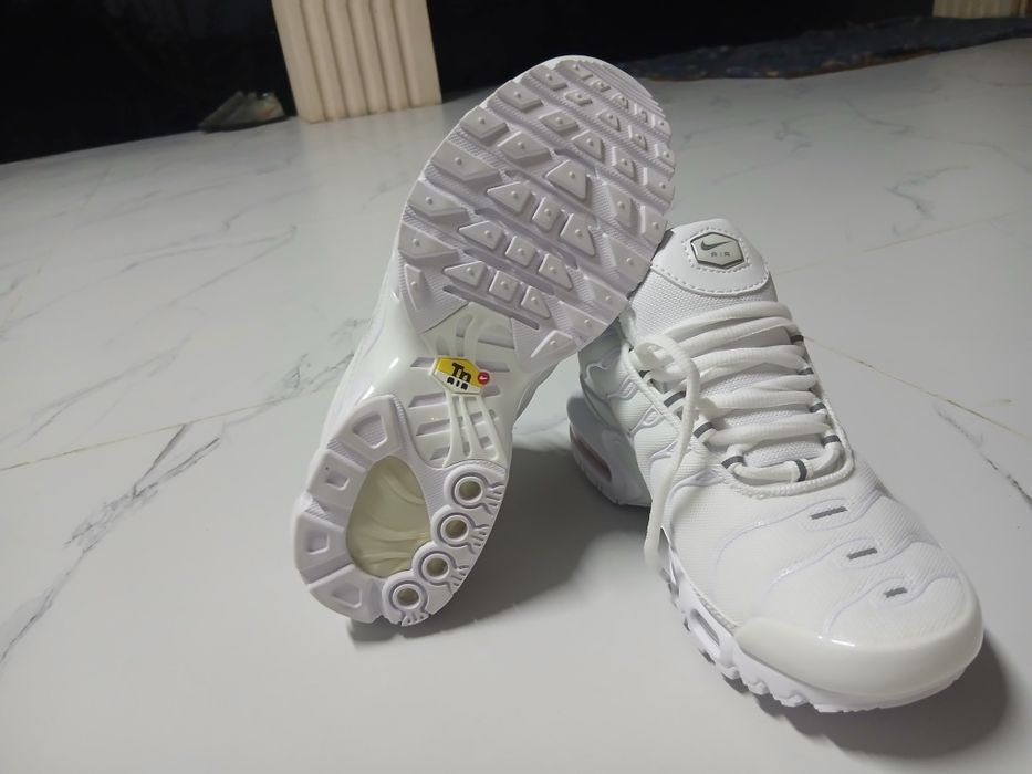 Nike air max tn white 38