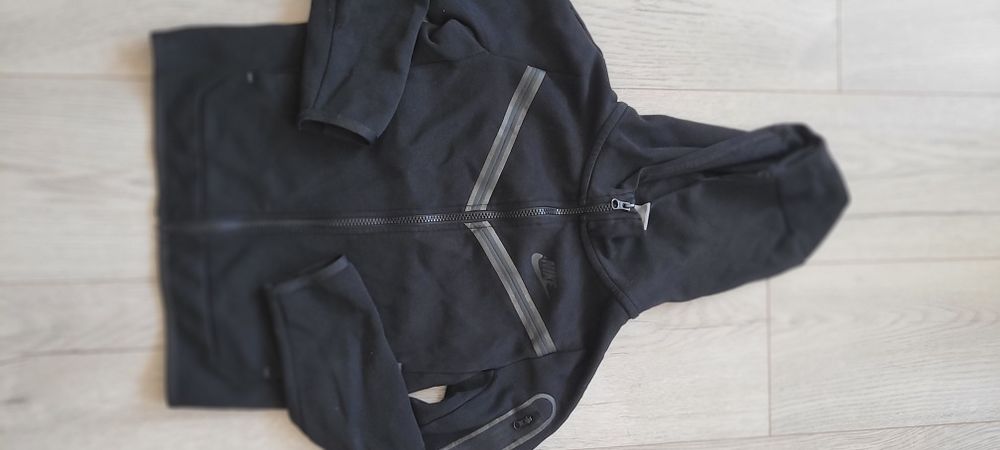 Детски оригинални анцузи Nike