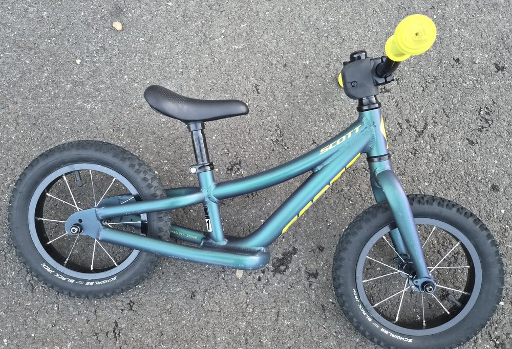 Bicicletă de echilibru copii SCOTT Walker RC 12" – stare excelentă