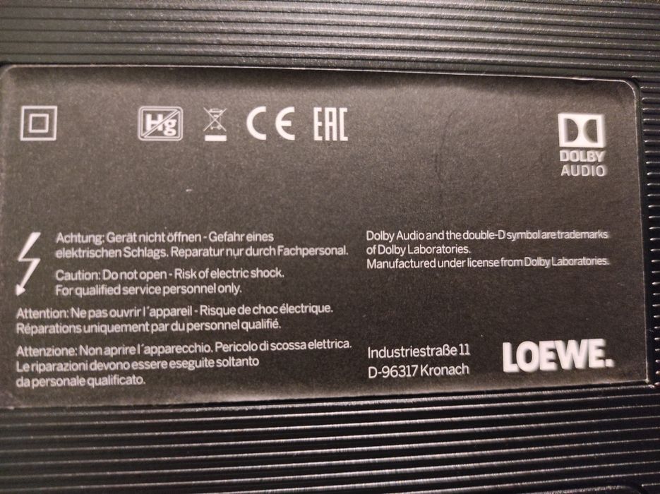 Super Televizor Smart Loewe 109 cm