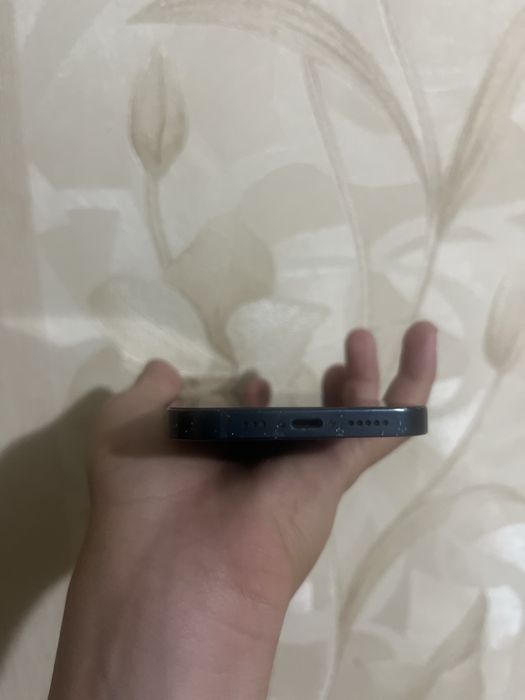 продам Iphone 13 256гб в отличном состоянии