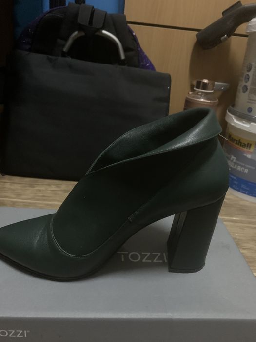 Продаются туфли женские