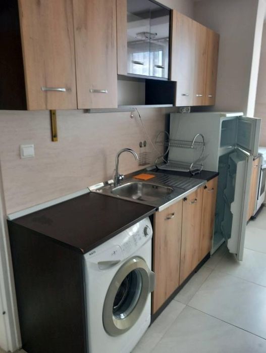 Дава се под наем Тристаен апартамент в София, Надежда 4 - 64 кв.м за 511 € - Снимка #1