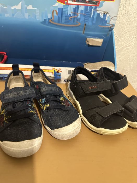 Детская обувь на мальчика