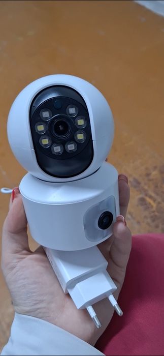 Срочно продам видеокамеру