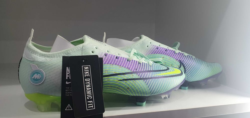 Професионални Бутонки Nike Mercurial Dream Speed Vapor 14 Elite FG