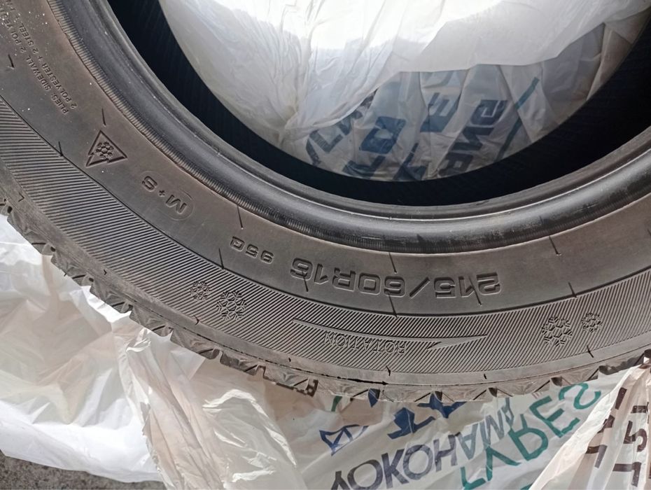 Продам комплект шин зима
