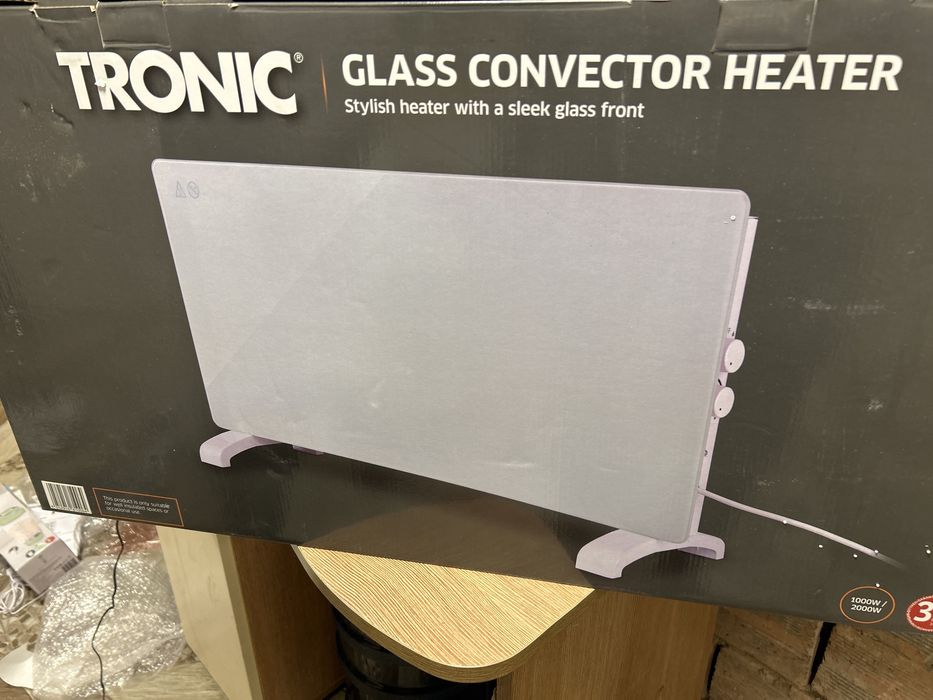 Стъклен конвектор Tronic