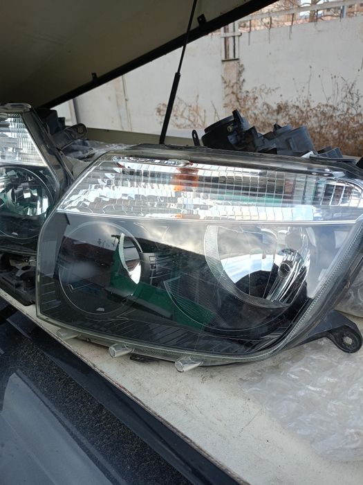 Фарове да Dacia Duster 2010-2013