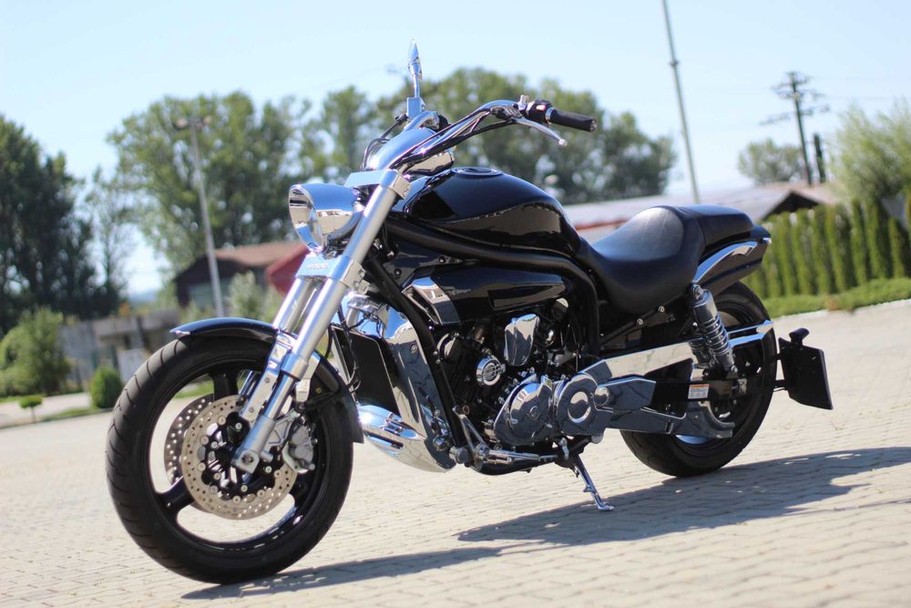Chopper Hyosung Aquila 650-2012,Injectie,recent adus