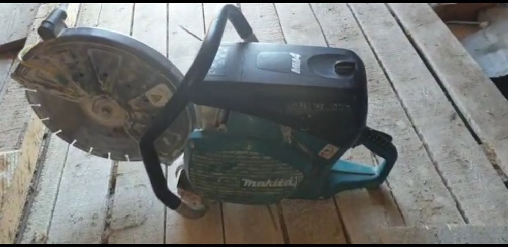 Machita.Masina de taiat beton Makita