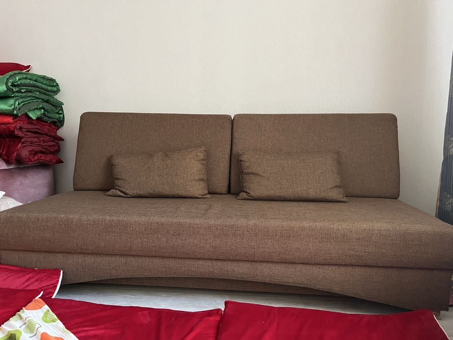 IKEAевский диван в хорошом состоянии