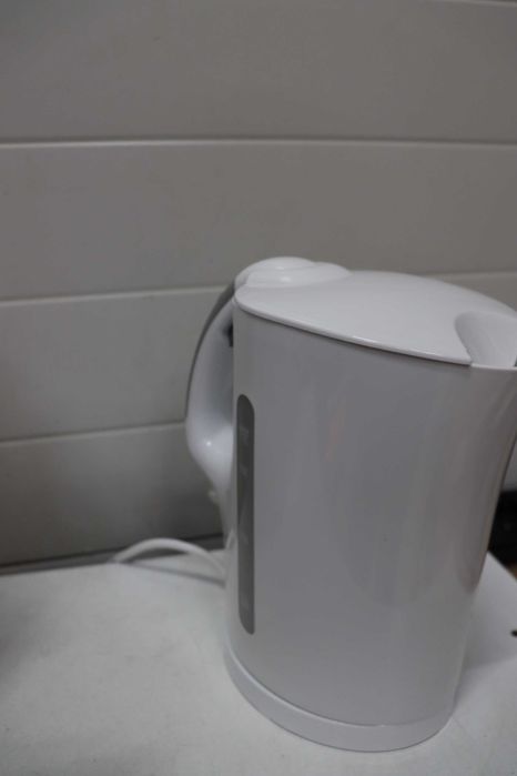 Кана Bomann 1.7 л с автоматично и ръчно изключване, 2200W