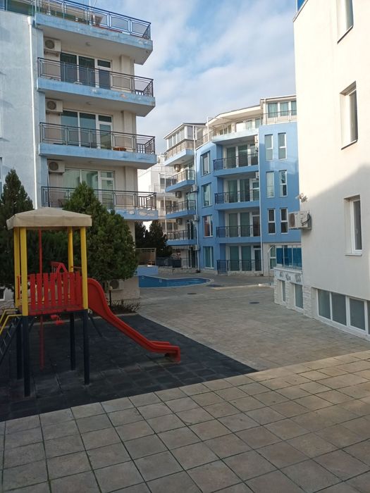 Апартамент в комплекс Одисей в Несебър