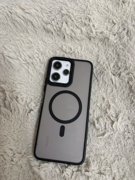 Продам 2 телефона Redmi 12