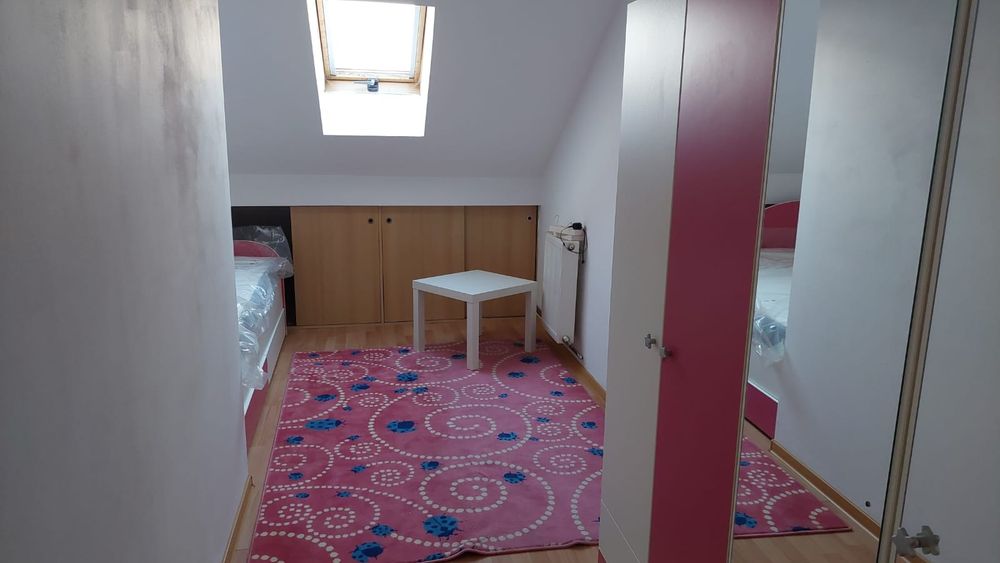 Inchiriez Apartament 3 camere