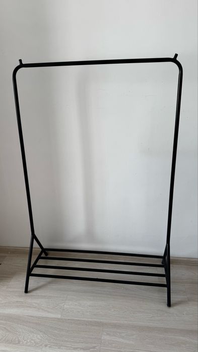 Продам вешалку, новая