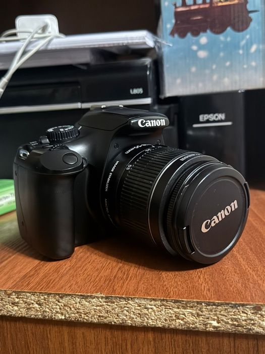 canon фотокамера EOS 1100D