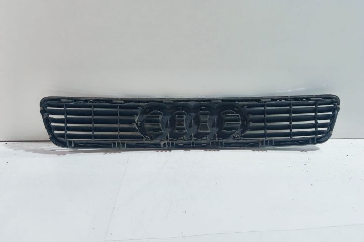 Grila capota 8D0853651B Audi A4 B5